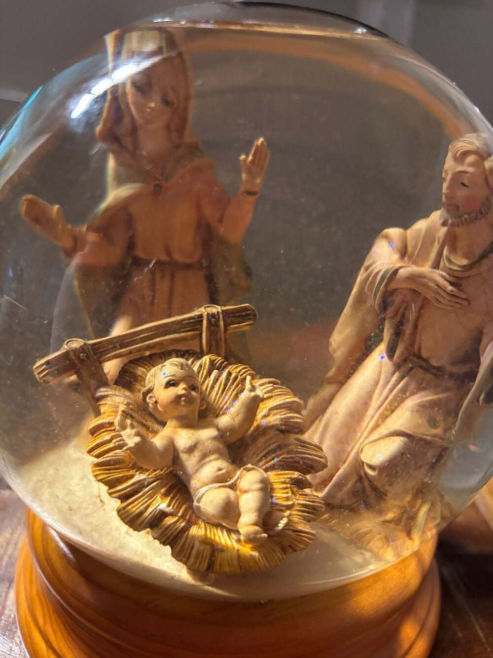 Vintage 1988 Fontanini Roman Inc. Holy Family Nativity Musical Glitterdome